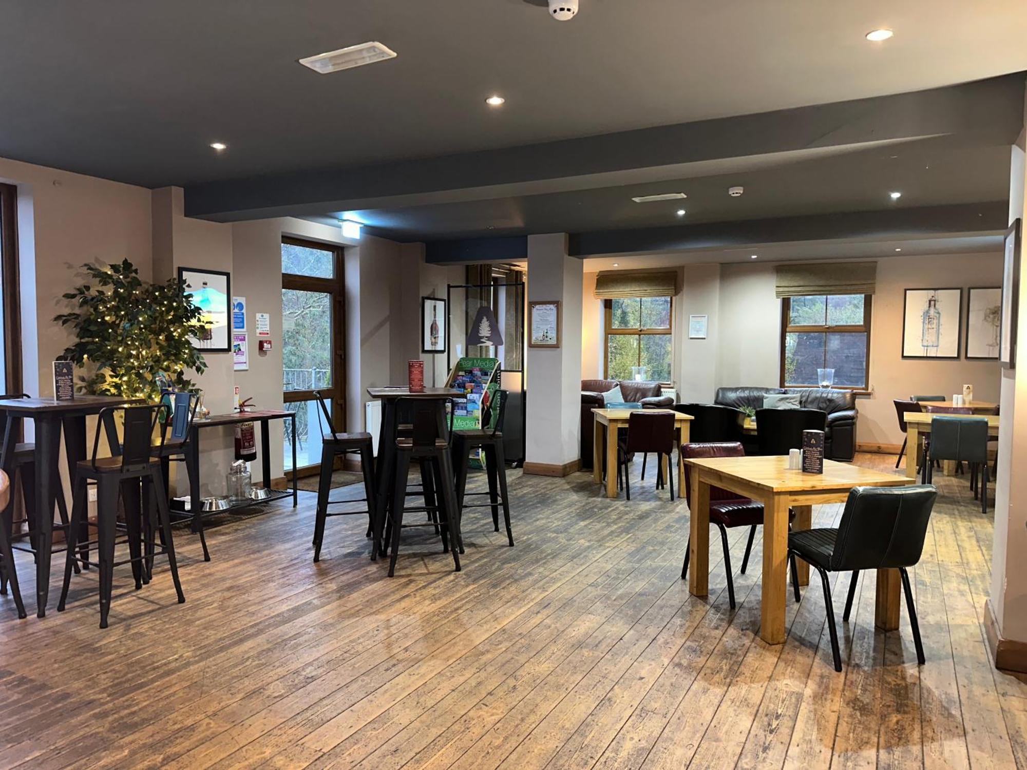 Afan Lodge Порт-Толбот Экстерьер фото